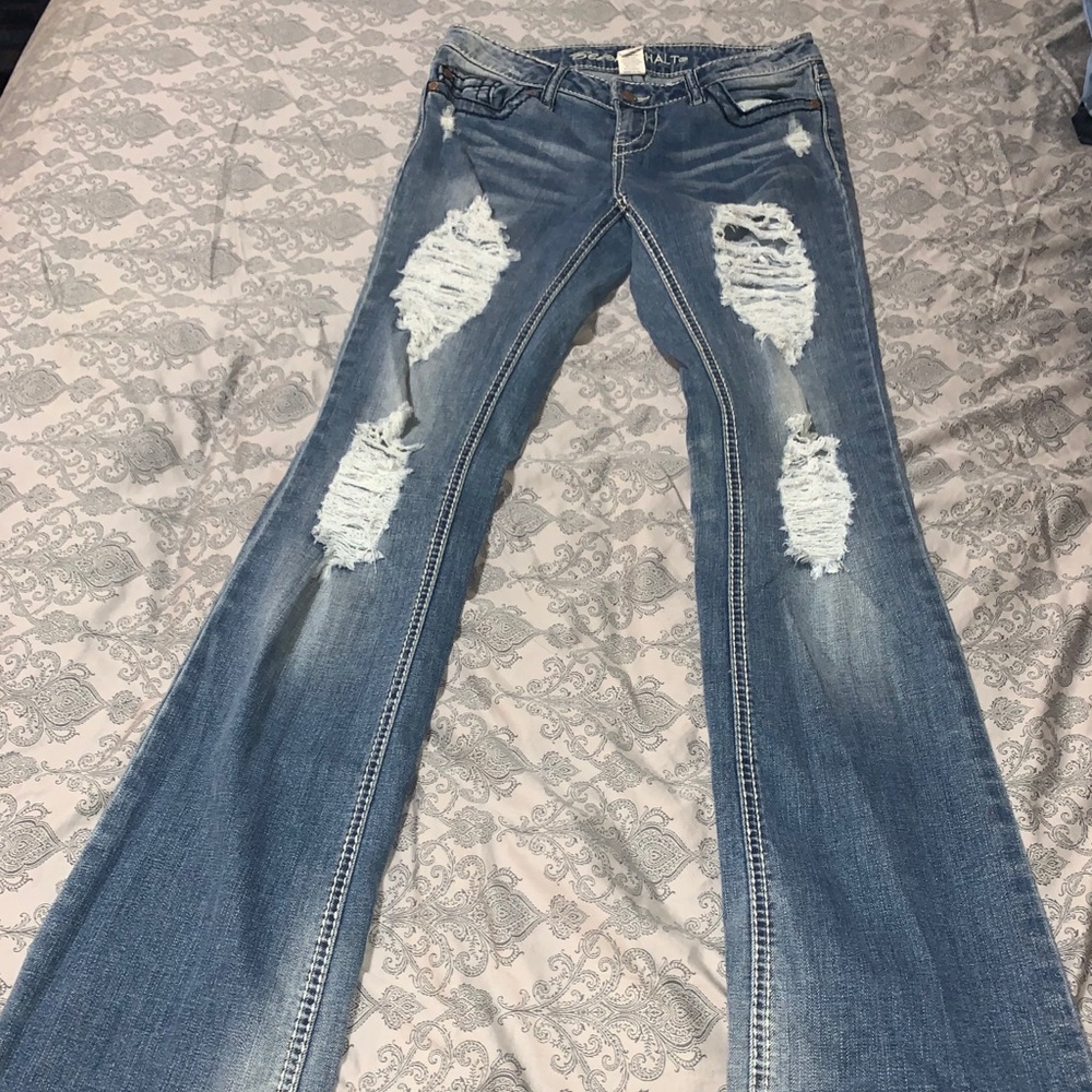 BLUE ASPHALT RIPPED JEANS